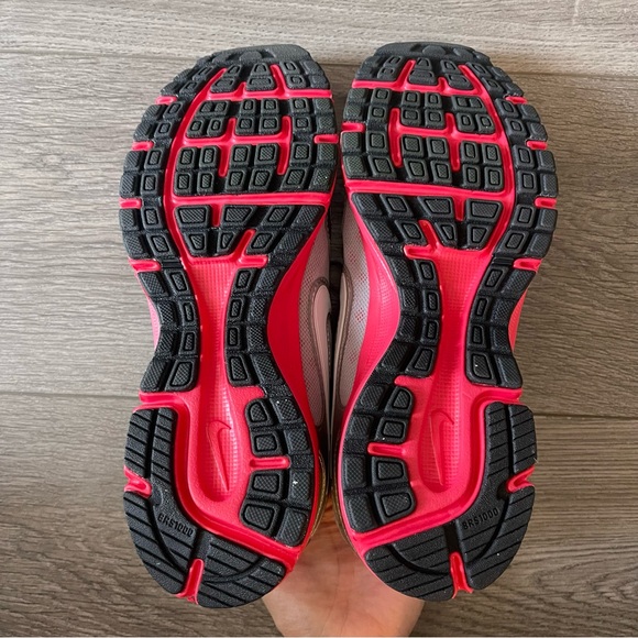 Nike Air Relentless Running Shoes Gray Silver Pink Women's Size 8.5 - Picture 3 of 5